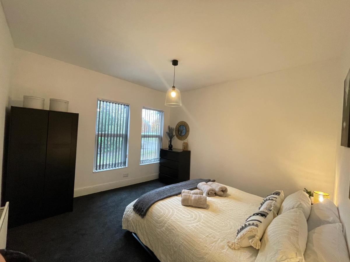 Urban 3 Bedroom Home In Kings Heath-Great Location Birmingham Buitenkant foto
