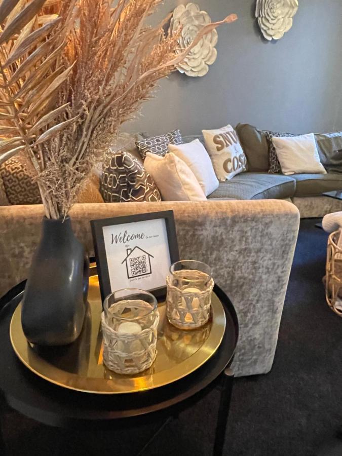 Urban 3 Bedroom Home In Kings Heath-Great Location Birmingham Buitenkant foto